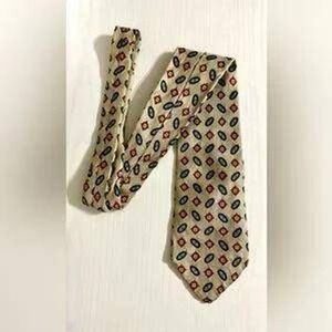 Bugatti 100% Italian Silk Geometric Pattern Men's Necktie